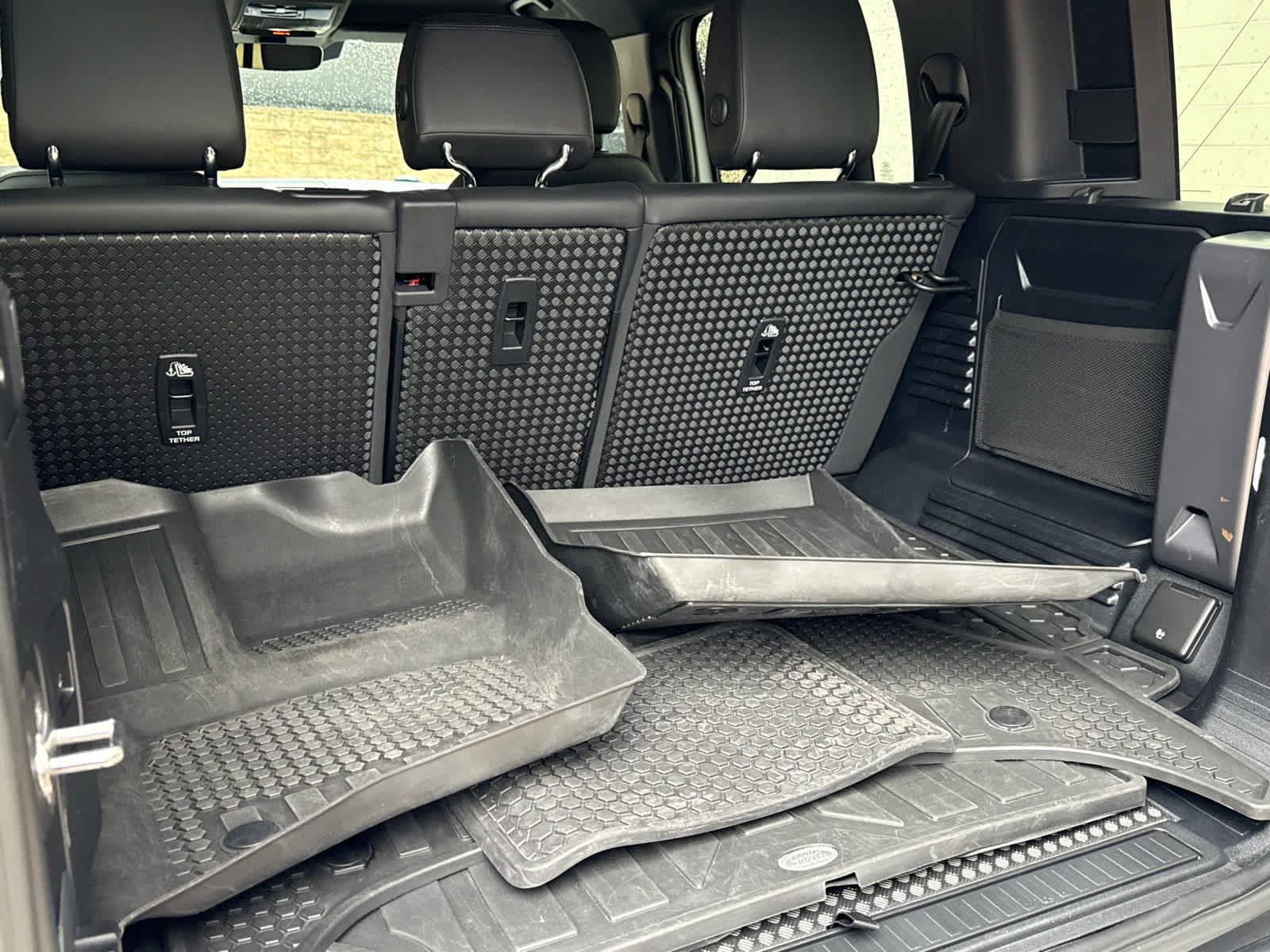 Certified 2023 Land Rover Defender 110 S AWD/4WD image 16