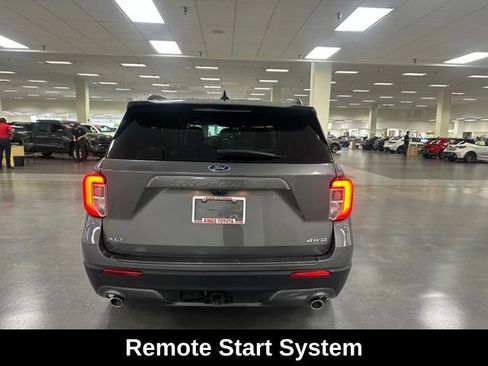 Used 2023 Ford Explorer XLT w/ Equipment Group 202A AWD/4WD image 6