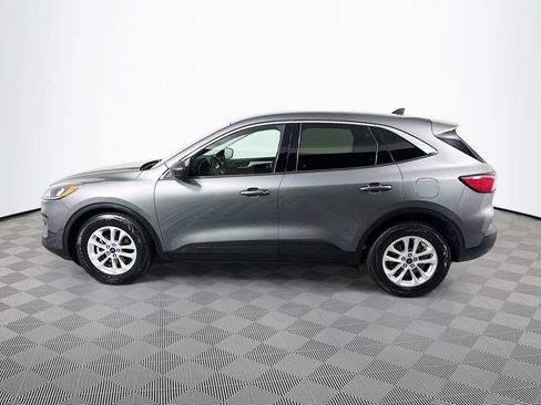 Used 2022 Ford Escape SE FWD image 4
