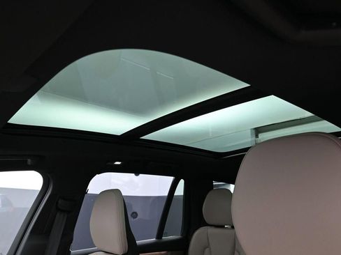 New 2026 Volvo XC90 B6 Plus image 11