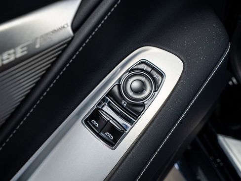 Used 2025 Chevrolet Corvette E-Ray image 34