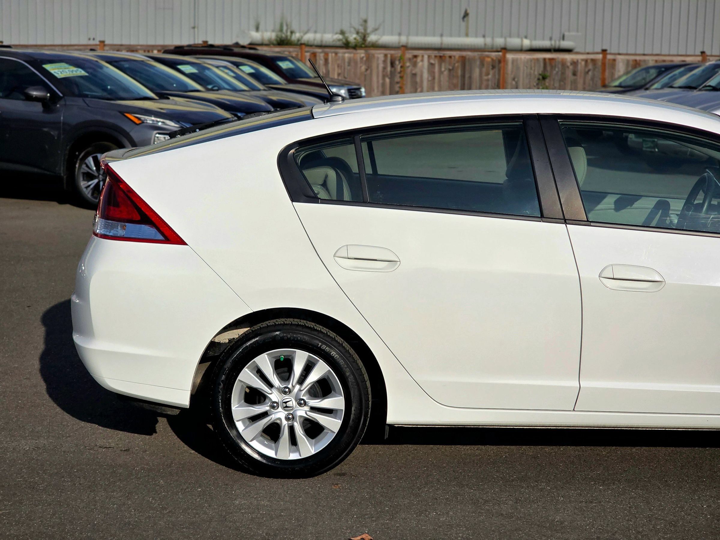 Used 2014 Honda Insight EX image 12