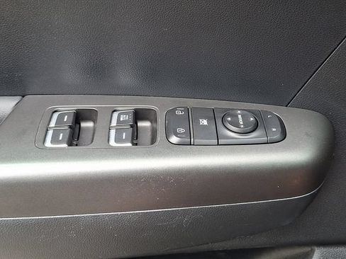Used 2022 Kia Sportage LX FWD image 19