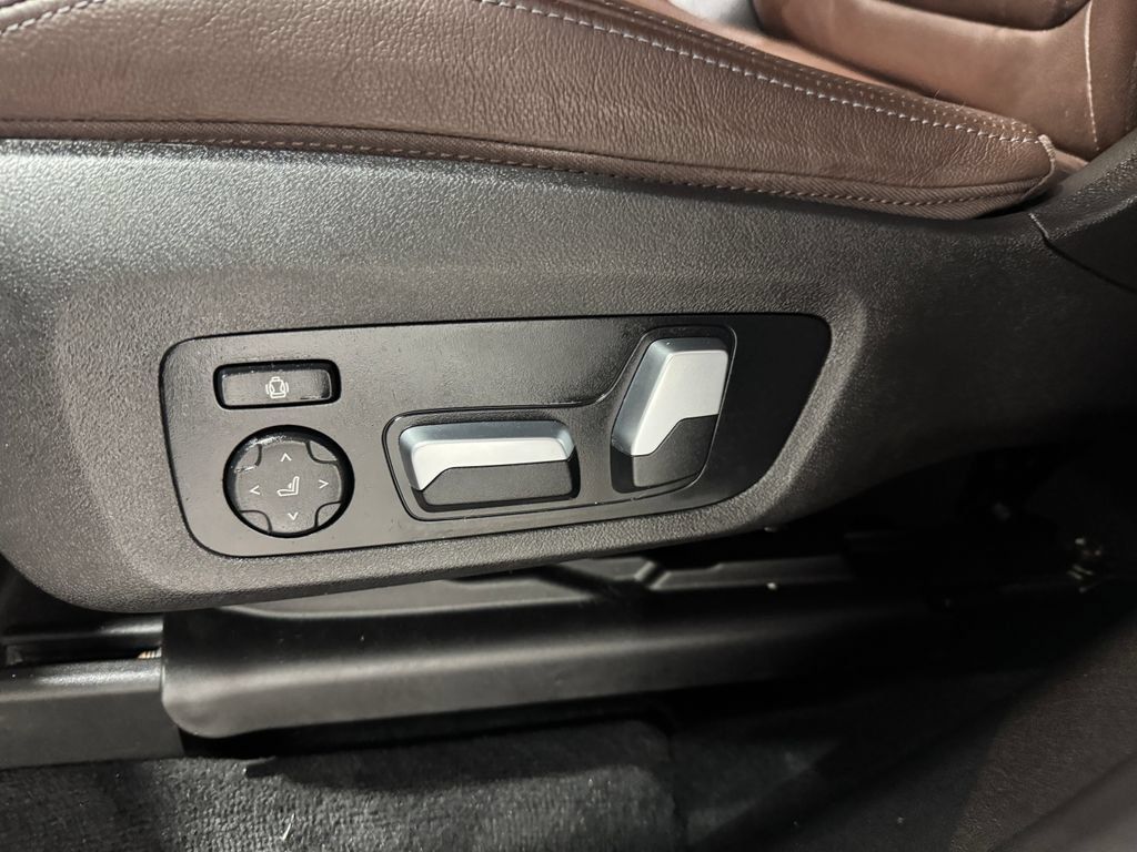 Used 2022 BMW X3 xDrive30i AWD/4WD image 17