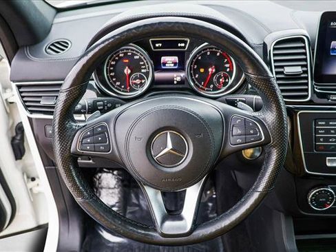 Used 2019 Mercedes-Benz GLS 450 4MATIC image 13