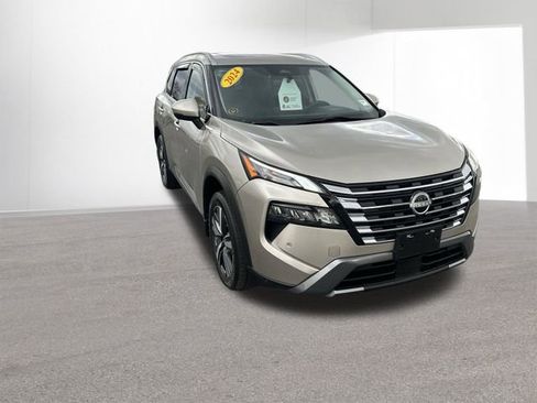 Certified 2024 Nissan Rogue SL w/ SL Premium Package image 3