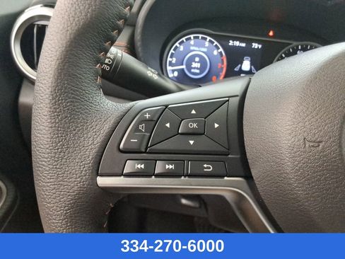 New 2025 Nissan Versa SR w/ Trunk Package image 23