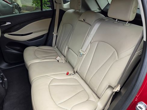 Used 2019 Buick Envision Essence AWD/4WD image 20