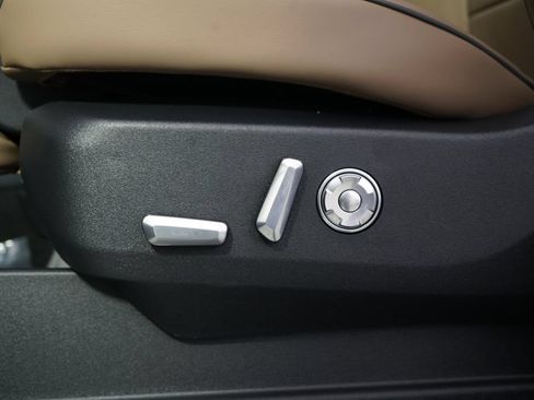 New 2026 Lincoln Navigator L Black Label AWD/4WD image 14