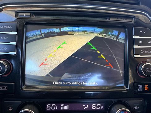 Used 2016 Nissan Maxima SR FWD image 19