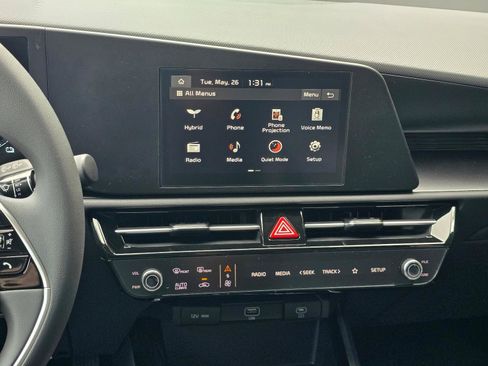 New 2026 Kia Niro LX FWD image 8