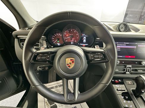 Certified 2023 Porsche Macan S w/ Premium Package Plus image 20