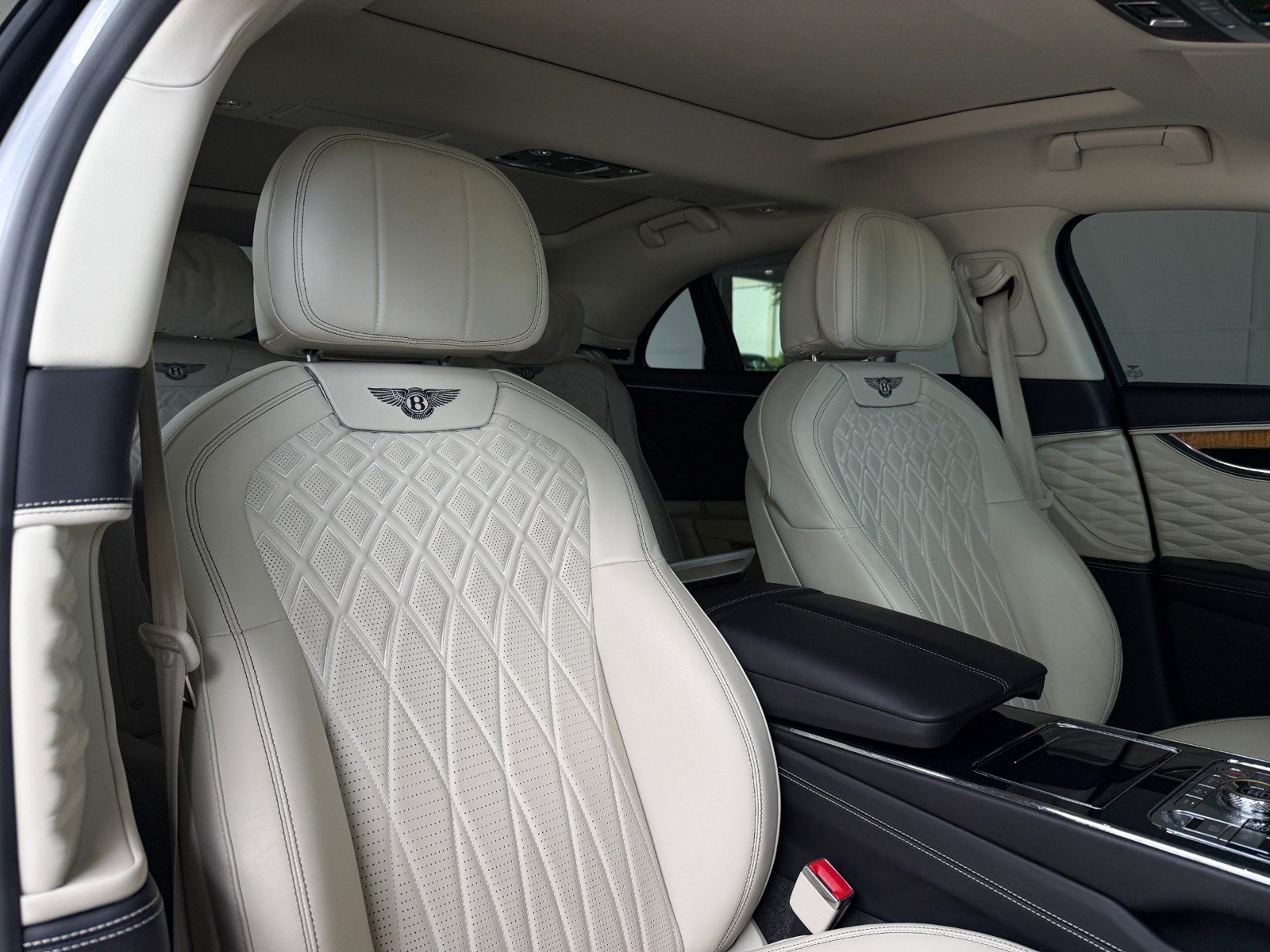 Used 2020 Bentley Flying Spur W12 AWD/4WD image 34
