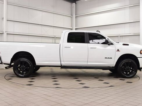 Used 2022 RAM 3500 Big Horn w/ Night Edition image 8