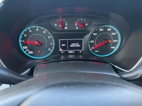 Used 2018 Chevrolet Equinox LT image 18