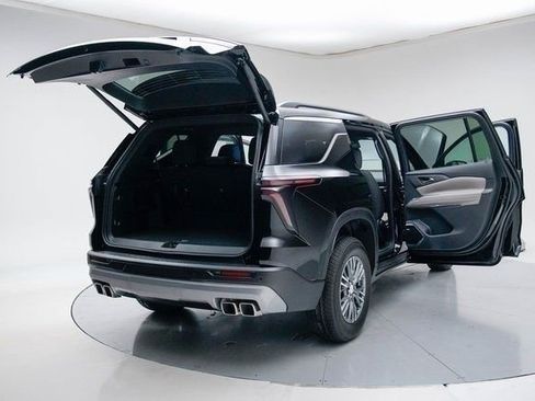 New 2026 Chevrolet Traverse LT w/ Enhanced Driving Package image 22