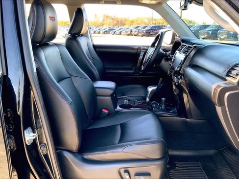 Used 2021 Toyota 4Runner TRD Off-Road Premium image 9