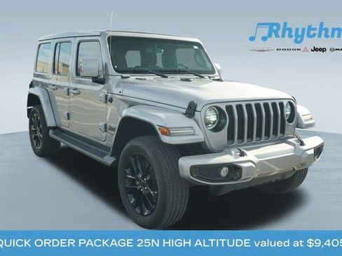 Used 2021 Jeep Wrangler Unlimited Sahara image 1