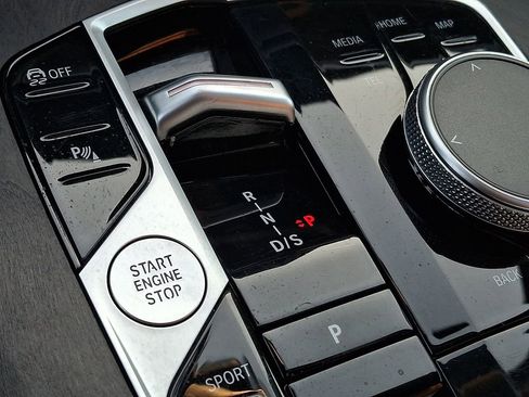 Certified 2024 BMW X5 xDrive40i w/ Premium Package image 13