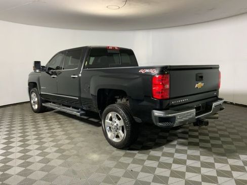 Used 2016 Chevrolet Silverado 2500 LTZ w/ Duramax Plus Package image 9
