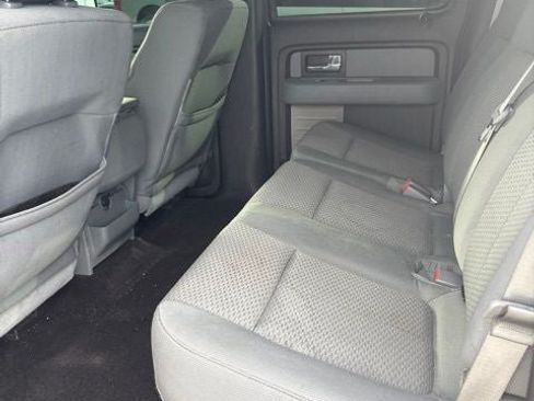 Used 2014 Ford F150 XLT w/ Equipment Group 302A Luxury AWD/4WD image 19
