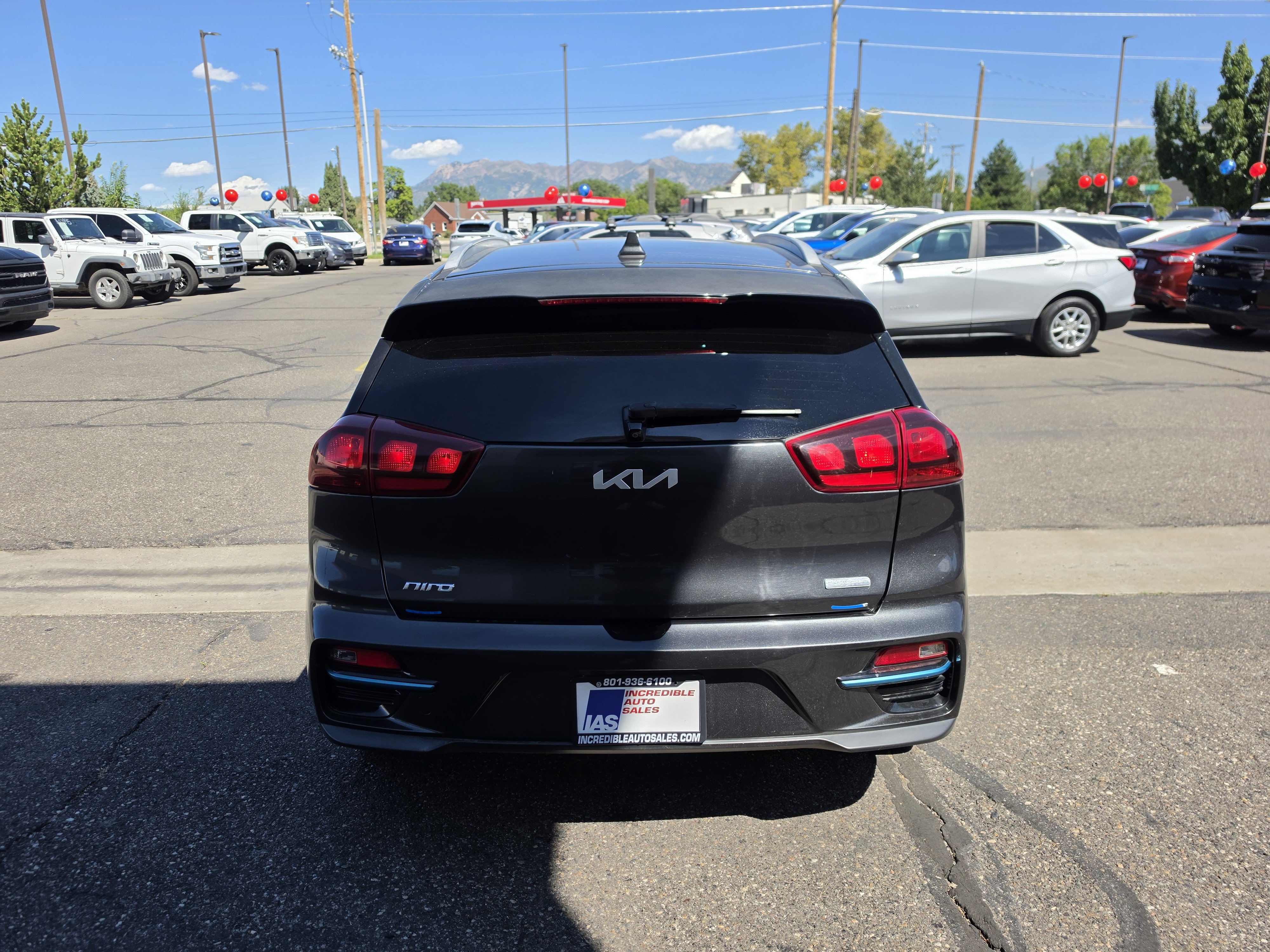 Used 2022 Kia Niro EX FWD image 5