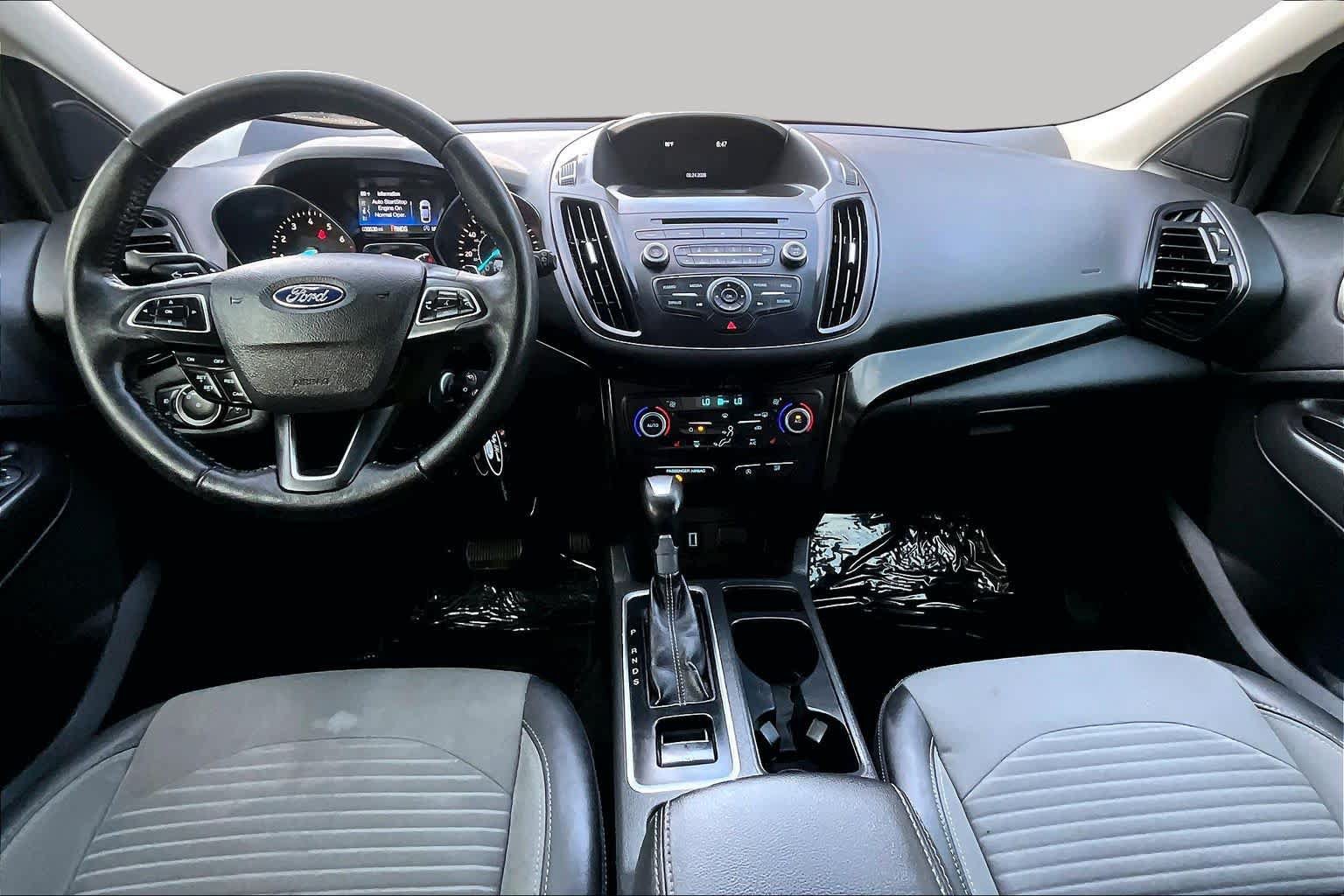 Used 2018 Ford Escape SE w/ SE Sport Appearance Package AWD/4WD image 15