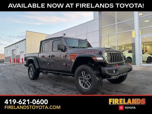 Used 2024 Jeep Gladiator Mojave w/ Convenience Group image 1