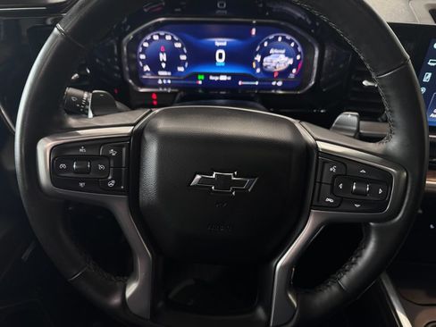 Certified 2025 Chevrolet Silverado 1500 RST w/ Convenience Package II AWD/4WD image 15