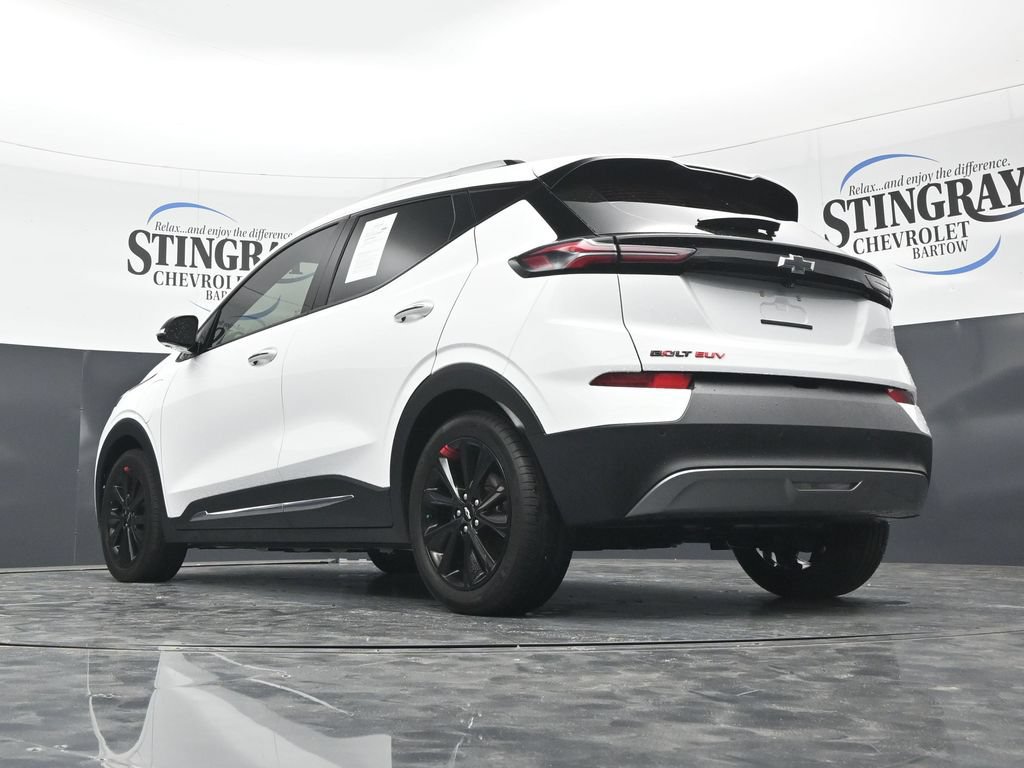 Used 2023 Chevrolet Bolt EUV Premier w/ Sun & Sound Package FWD image 32