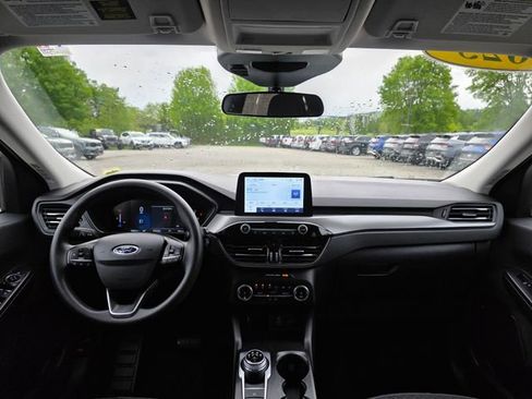 Used 2025 Ford Escape Active AWD/4WD image 18