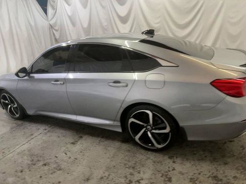 Used 2022 Honda Accord Sport image 6