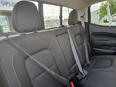 Used 2017 Chevrolet Colorado LT w/ LT Convenience Package AWD/4WD image 15