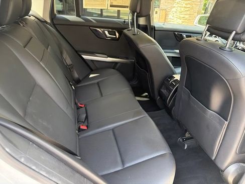 Used 2015 Mercedes-Benz GLK 350 4MATIC image 29