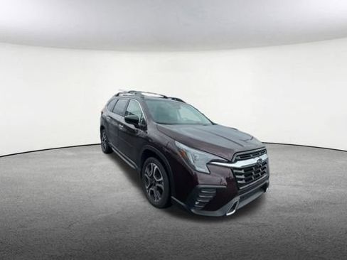 Used 2025 Subaru Ascent Touring AWD/4WD image 2