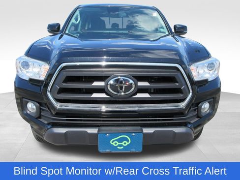Used 2023 Toyota Tacoma SR5 w/ Technology Package AWD/4WD image 9