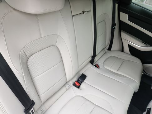 New 2026 Jaguar F-PACE R-Dynamic S image 22