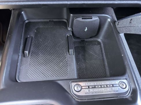 Used 2025 Ford Bronco Badlands AWD/4WD image 26
