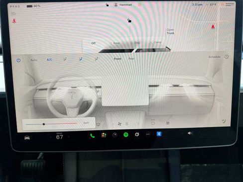 Used 2022 Tesla Model Y Long Range image 27