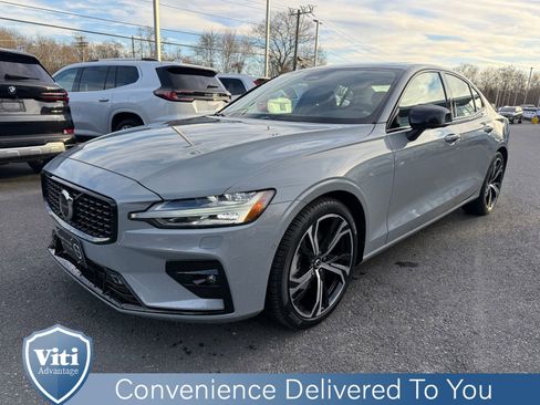 Certified 2025 Volvo S60 B5 Plus w/ Climate Package image 4