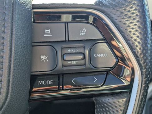 Used 2024 Toyota Tundra Limited image 26