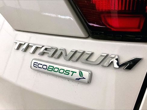 Used 2019 Ford Escape Titanium image 13