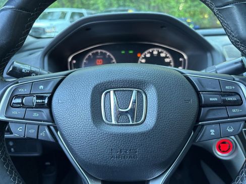 Used 2018 Honda Accord EX-L image 11