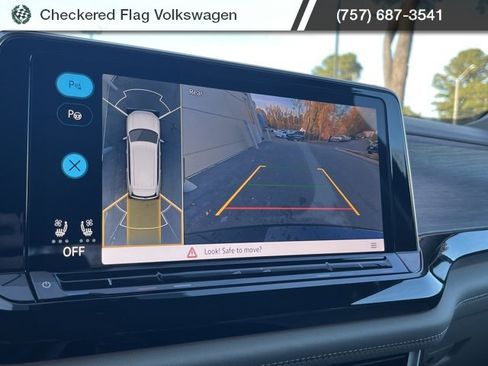 New 2026 Volkswagen Atlas SEL Premium R-Line image 39