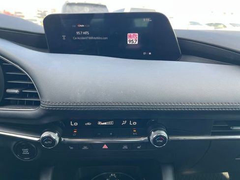 Used 2022 MAZDA MAZDA3 s AWD/4WD image 15