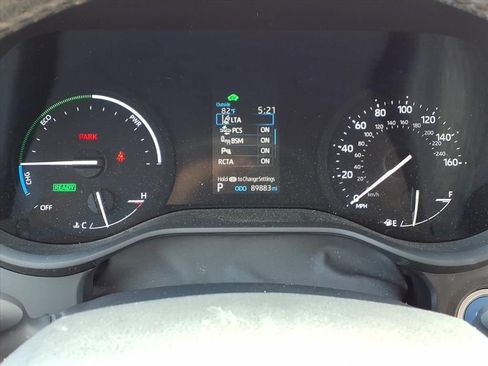 Used 2023 Toyota Sienna XLE FWD image 23