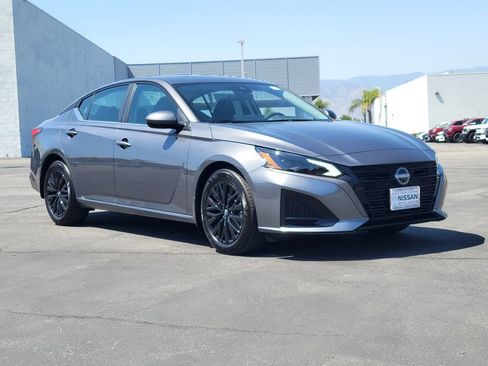 New 2026 Nissan Altima 2.5 SV w/ SV Special Edition Package FWD image 5