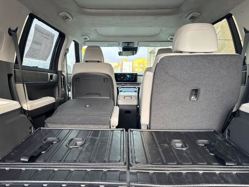 New 2026 Hyundai Santa Fe Calligraphy image 13