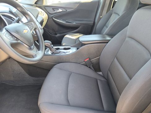 Used 2024 Chevrolet Malibu LT FWD image 11