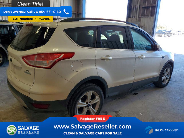 Used 2016 Ford Escape SE w/ Equipment Group 201A FWD image 4